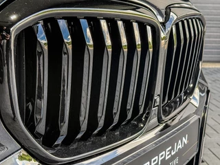 BMW X5 BMW X5 xDrive50e 490PK High Executive M-Sport | PANO | HARMAN KARDON | SKYLOUNGE | WARMTECOMFORT | LEDER | - afbeelding nr 42