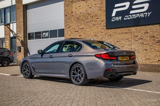 BMW 5 Serie BMW 5-serie 520i M-Sport,schuifdak,H&K,BTW,NAP,Sportseats - afbeelding nr 4