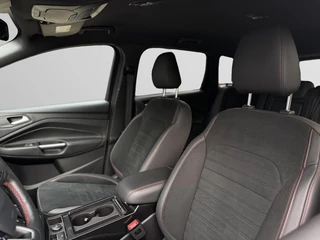 Ford Kuga Ford Kuga 1.5 ST-Line 4x4 Aut. 2020 | Leder | ACC | Camera | Elek. Achterklep | Trekhaak - afbeelding nr 5