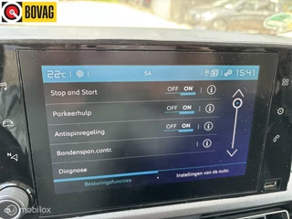Citroën Berlingo Citroen Berlingo 1.2 PureTech 110 pk Live navigatie camera PDC carplay DAB trekhaak climate control - afbeelding nr 10