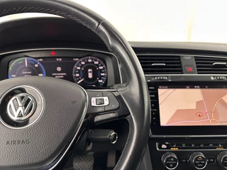 Volkswagen e-Golf Aut. *VIENNA-FULL-LEATHER | HEAT-PUMP | ADAPTIVE-CRUISE | FULL-LED | HEATED-SEATS | BLIS | DIGI-COCKPIT | NAVI-FULLMAP | SPORT-SEATS | CCS-FASTLOADER | KEYLESS | DAB+ | ECC | AMBIENT-LIGHT | - afbeelding nr 17