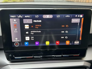 SEAT Leon Seat Leon 1.5 TSI FR Launch Edition | LED | Stoelverwarming | Navigatiesysteem | Adaptive cruise control | Apple CarPlay | 18 inch lichtmetalen velgen | Achteruitrijcamera | Trehaak uitklapbaar | Parkeersensoren voor en achter - afbeelding nr 16