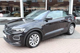 Volkswagen T-Roc Volkswagen T-Roc Cabrio 1.5 TSI R-Line Automaat. Eerste eigenaar, nieuwstaat! Trekhaak. - afbeelding nr 2