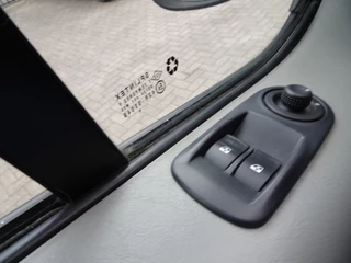 Opel Vivaro - afbeelding nr 17