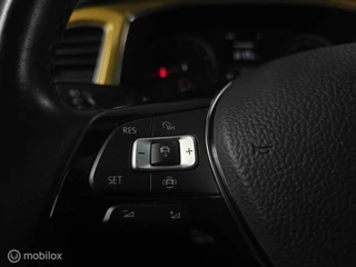 Volkswagen T-Roc Volkswagen T-Roc 1.5 TSI /Panoramadak / Acc / Lane / Carplay - afbeelding nr 37