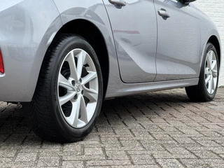 Opel Corsa Opel CORSA 1.2 Edition Navigatie Cruise Carplay Lm velgen Airco Goed onderhouden! - afbeelding nr 18