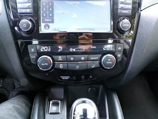 Nissan QASHQAI Nissan QASHQAI 1.2 Tekna AUTOMAAT PANORAMADAK NAV TEL CRUISECONT - afbeelding nr 24
