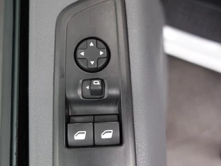 Opel Vivaro Opel Vivaro 2.0 CDTI L2H1 145PK Edition Automaat Airco  App connect Trekhaak Navigatie Cruise - afbeelding nr 8
