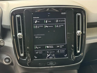 Volvo XC40 Volvo XC40 1.5 T5 Twin Engine R-Design Automaat | Achteruitrijcamera | LED verlichting | Trekhaak uitklapbaar | Stoelverwarming | Climate control | Cruise control adaptief | Dode hoek detectie | Getint glas | Parkeersensoren voor en achter - afbeelding nr 19