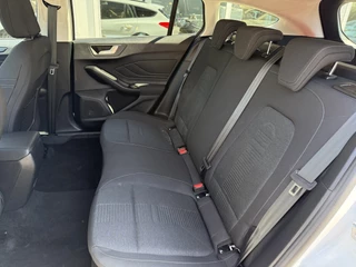 Ford Focus Ford Focus Wagon 1.0 EcoBoost Titanium X Business Cruise - afbeelding nr 31