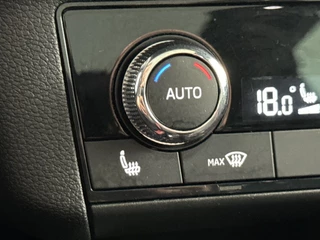 Škoda Kamiq Škoda Kamiq 1.0 TSI Monte Carlo DSG Automaat | Panoramadak | Sportstoelen | Apple Carplay/Android Auto - afbeelding nr 28