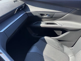 Peugeot 5008 Peugeot 5008 1.2 PURETECH 7 PERSOONS GT LINE LED NAVI CAMERA CARPLAY AIR - afbeelding nr 15