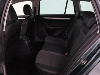 Škoda Octavia Skoda Octavia 1.5 TSI Business Edition | Stoelverwarming |  Trekhaak | Carplay | Half leder | Navigatie | Climate control | Parkeerhulp | Cruise control - afbeelding nr 6