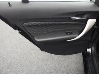 BMW 1 Serie BMW 1 Serie 114i EDE NWE KETTING / STOELVERW / PDC / AIRCO / ELEK RAMEN - afbeelding nr 22