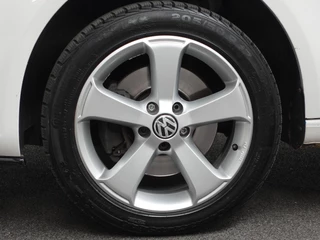 Volkswagen Caddy Volkswagen Caddy 150pk Automaat L2H1 Maxi Euro6 Parkeersensoren achter Cruise Control Airco 17