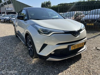 Toyota C-HR Toyota C-HR 1.8 Hybrid Bi-Tone Plus,BTW auto,Clima,Navi,Camera - afbeelding nr 15