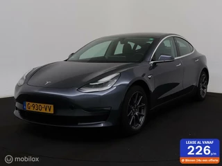 Tesla Model 3 - 342232623-0
