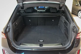 BMW 5 Serie BMW 5-serie Touring 530e PANO | TREKH | HUD - afbeelding nr 15