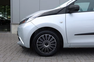 Toyota Aygo Toyota Aygo 1.0 VVT-I X-Now 5drs. Airco, LIM Cruise - afbeelding nr 20