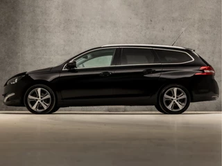 Peugeot 308 Automaat (PANORAMADAK, NAVIGATIE, CLIMATE, LED KOPLAMPEN, PARKEERSENSOREN, SPORTSTOELEN, GETINT GLAS, CRUISE, NIEUWE APK, NIEUWSTAAT) - afbeelding nr 2