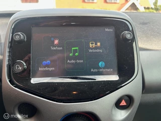 Toyota Aygo Toyota Aygo 1.0 VVT-i x-play Automaat Automaat Camera apple carplay - afbeelding nr 8