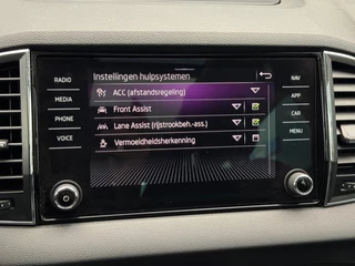 Škoda Karoq Škoda Karoq 1.5 TSI Business Edition - panorama - camera - adaptive cruise - afbeelding nr 21