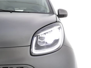 Smart Fortwo Smart Fortwo EQ Comfort PLUS 18 kWh [ 3-Fase ] Aut. *PANO | FULL-LED | FULL-LEATHER | NAVI-FULLMAP | CAMERA | BRABUS-WHEELS | AMBIENT-LIGHT | AIRCO | PDC | CRUISE | DAB | CARPLAY | COMFORT-SEATS | 16''ALU* - afbeelding nr 26