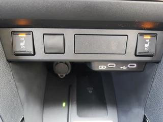Toyota Yaris Cross Toyota Yaris Cross 1.5 Hybrid 130 Dynamic | Comfort Pack | Sensoren v/a | Stoelverw - afbeelding nr 19