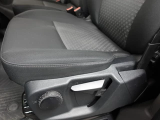 Ford Transit Custom Ford Transit Custom 280 2.0 TDCI L1H1 Trend Navi Airco Camera Parkeersensoren Trekhaak - afbeelding nr 11