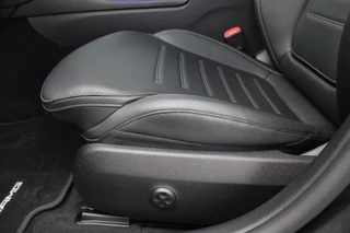 Mercedes-Benz C-Klasse Mercedes C300e AMG Line | Premium Plus | Origineel NL | Pano - afbeelding nr 33