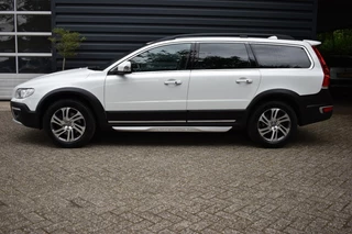 Volvo XC70 Volvo XC70 2.4 D4 AWD CROSS COUNTRY CLASSIC EDITION!!!5 CILINDER!!NIEUWSTAAT!!AUTOMAAT!!BJ 2016!!20894 EURO!! - afbeelding nr 4