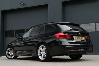 BMW 3 Serie BMW 3-serie Touring 318i |M-SPORT| Shadowline Led Stoelverw Navi Pdc Xenon Sportzetels 110000KM BJ2017 - afbeelding nr 3