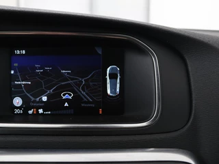 Volvo V40 Volvo V40 2.0 T2 Nordic+ | Stoelverwarming | Harman/Kardon |  LED | Cruise control | Navigatie | Bleutooth | Climate control - afbeelding nr 11
