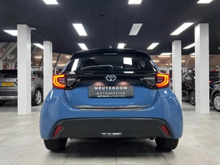 Toyota Yaris Toyota Yaris 1.5 Hybrid | Lane | Carplay | Cam | Cruise |LED - afbeelding nr 3