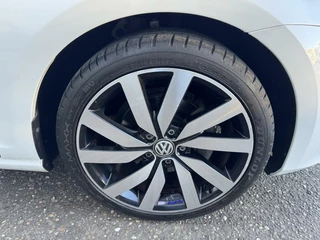 Volkswagen Golf Volkswagen Golf 1.4 TSI Highline 122 pk Xenon 18inch Leder Massage Navi Cruise Garantie - afbeelding nr 6