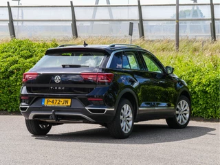 Volkswagen T-Roc Volkswagen T-Roc 1.5 TSI 150PK Automaat Sport | TREKHAAK | CAMERA | CARPLAY | - afbeelding nr 13