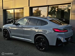 BMW X4 BMW X4 xDrive20i M Sport Panorama/Kuipstoelen/Brooklyn grey - afbeelding nr 9