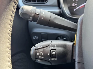 Citroën C3 Citroen C3 1.2 PureTech Shine 1e Eigenaar,Camera,Trekhaak,Navi,Clima,Cruise,Pdc,Lmv,N.A.P,Weinig Km,Apk tot 11-2025 - afbeelding nr 23
