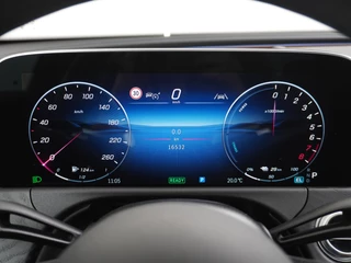 Mercedes-Benz E-Klasse Mercedes-Benz E-Klasse 300e AMG // Burmester 4D // Panoramadak // Headup // Distronic // Leder // Memory // 360 Camera // Stoelventilatie // Keyless - afbeelding nr 27