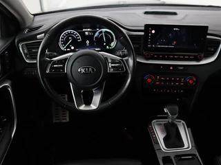 Kia Ceed Kia Ceed 1.6 GDI PHEV ExecutiveLine | Panoramadak |  Stoelventilatie | Trekhaak | Leder | Camera | Adaptive cruise | Keyless | Full LED | Stuur & achterbankverwarming | Carplay | Navigatie - afbeelding nr 3