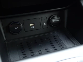 Hyundai Kona Hyundai Kona 1.6 GDI HEV Comfort Smart | Afn. Trekhaak | All seasons | Winter - afbeelding nr 37