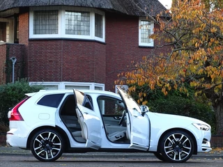 Volvo XC60 Volvo XC60 T8 408PK TE AWD Inscription / R-Design / LED - afbeelding nr 4