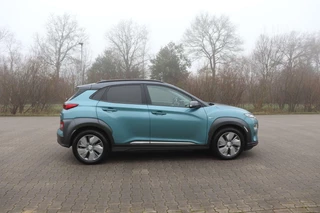 Hyundai Kona Hyundai Kona EV Premium 64 kWh leder stoelverwarming+koeling adaptive cruise & climate control carplay android auto krell - afbeelding nr 11