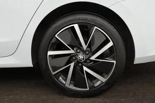 Škoda Octavia Skoda Octavia 1.4 TSI iV PHEV Style | Head-Up |  Stoelventilatie | Leder | Camera | Verwarmde achterbank | Carplay | Adaptive cruise | Full LED | Sfeerverlichting | Canton Sound - afbeelding nr 34
