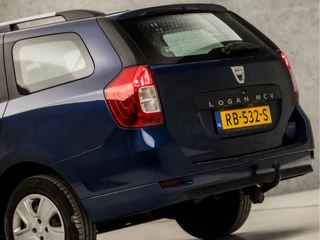 Dacia Logan (NAVIGATIE, AIRCO, CRUISE, SPPORTSTOELEN, ARMSTEUN, BLUETOOTH, TREKHAAK, NIEUWE APK, NIEUWSTAAT) - afbeelding nr 11