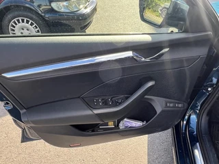 Škoda Octavia Škoda Octavia Combi 1.4 TSI iV PHEV SPORTLINE BUSINESS AUT. Matrix LED | Stuurverwarming | Wegklapbare trekhaak - afbeelding nr 24