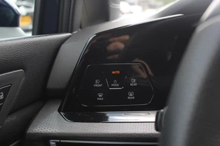Volkswagen Golf Volkswagen Golf 1.4 eHybrid GTE / Camera / Navigatie / Sfeerverlichting / LED Koplampen / 18'' / Virtual Cockpit / DAB / Stoelverwarming / ACC - afbeelding nr 27