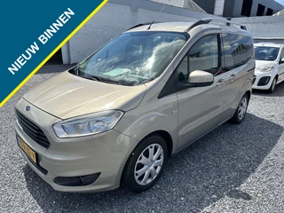Ford Tourneo Courier 1.0 Titanium