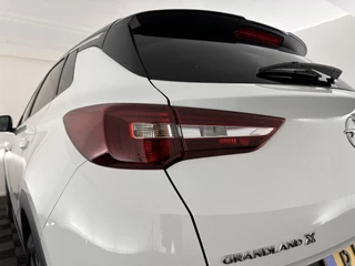 Opel Grandland X *PANO | SIENA-FULL-LEATHER | FULL-LED | DENON-AUDIO | DAB | CAMERA | KEYLESS | ERGONOMIC-COMFORT-SEATS | HEATED-SEATS | LANE-ASSIST | ECC | AMBIENT-LIGHT | PDC | CRUISE | 18''ALU * - afbeelding nr 27