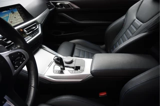 BMW 4 Serie BMW 4 Serie Coupé 440i xDrive High Executive | M-SPORT | SAN REMO GRUN | Panoramadak | Harman Kardon | Head Up Display | Adaptieve demping | APPLE CarPlay | 360 graden Camera - afbeelding nr 19
